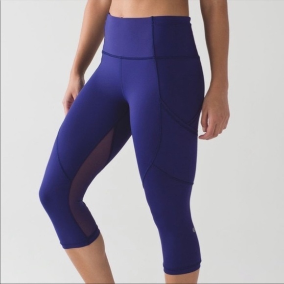 Lululemon Outrun 17” Crop Emperor Blue Luxtreme  SZ 4 - Picture 2 of 7